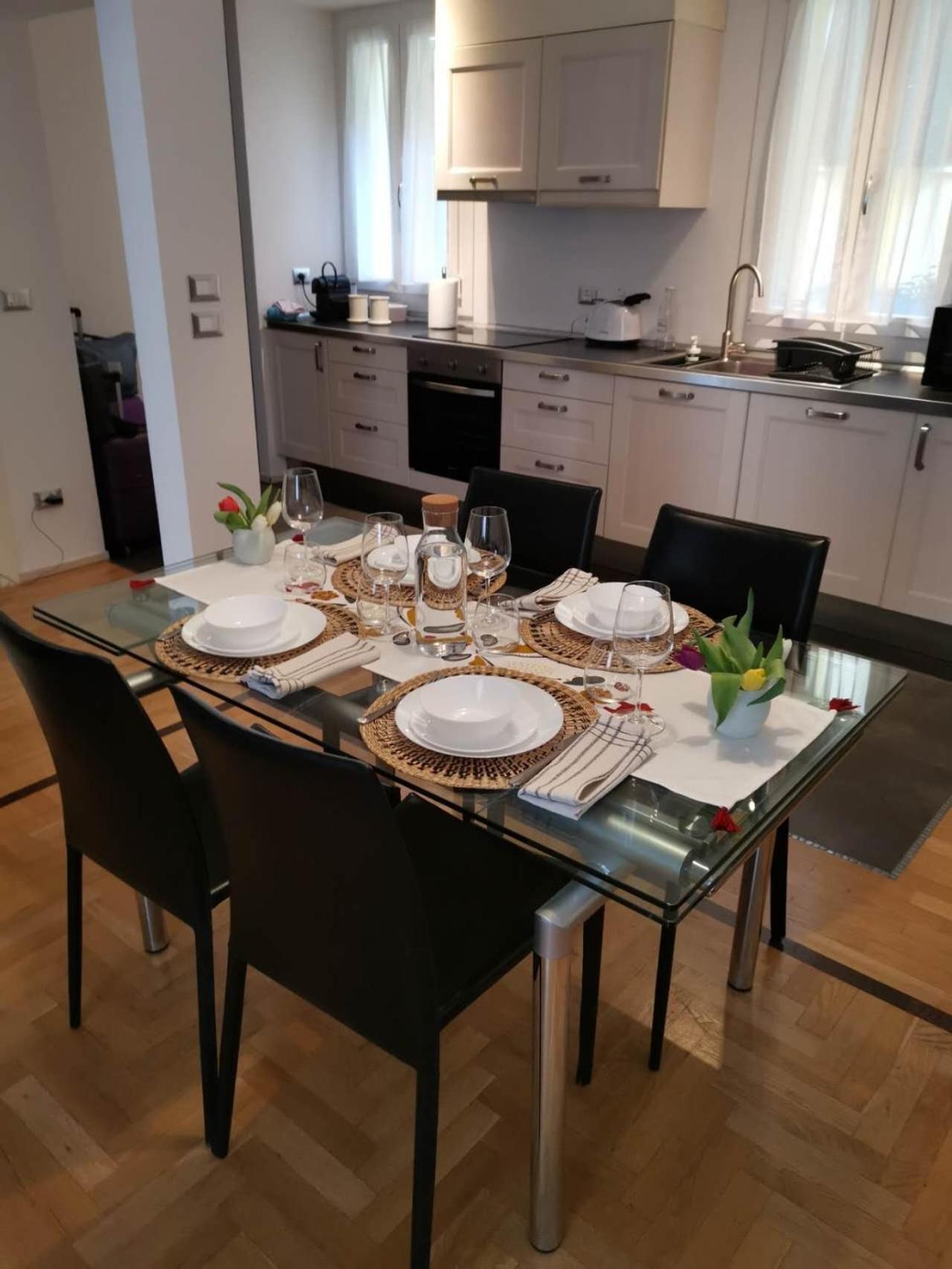 Ca Porticoes Apartment Bologna Luaran gambar